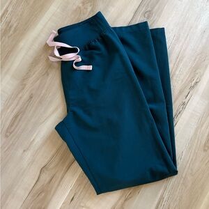 Figs Livingston Highwaisted Scrubpants Caribbean Blue